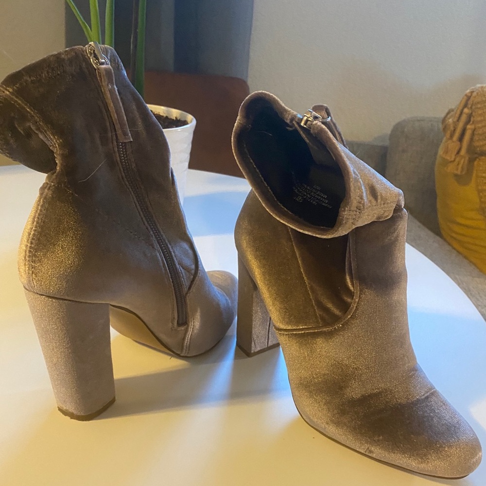 Steve Madden velvet sock booties